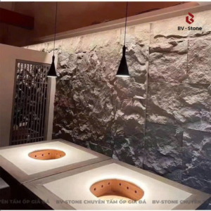 So sánh tấm ốp tường giả đá PU và PVC: Đâu là lựa chọn tối ưu?