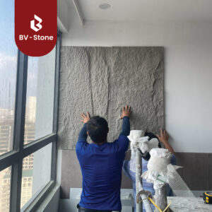 Bước 2: Chuẩn bị bề mặt tường
