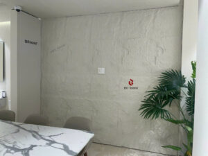 3 ưu điểm nổi bật của tấm PU giả đá siêu nhẹ trong thi công